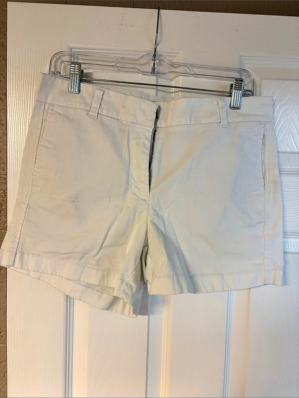 J.Crew Classic Chino Short Bermuda Shorts in Cream Size 8 Like New